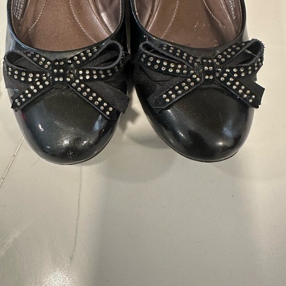 Etienne Aigner MOISHA black patent leather flats - Picture 2 of 9